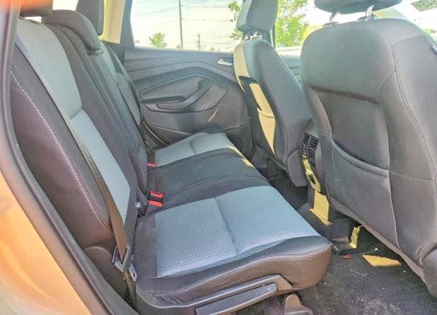 2017 FORD ESCAPE SE 11