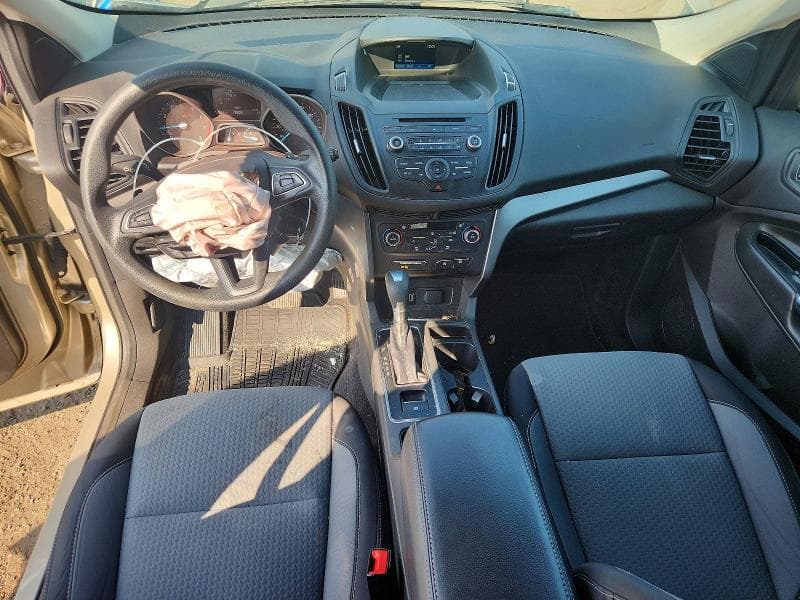 2017 FORD ESCAPE SE 8