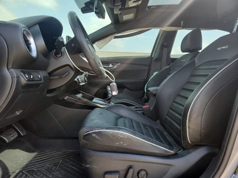 2024 KIA FORTE GT LINE 7