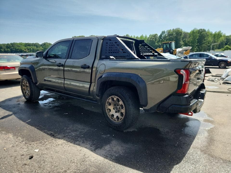 2025 TOYOTA TACOMA TRAILHUNTER HV 2