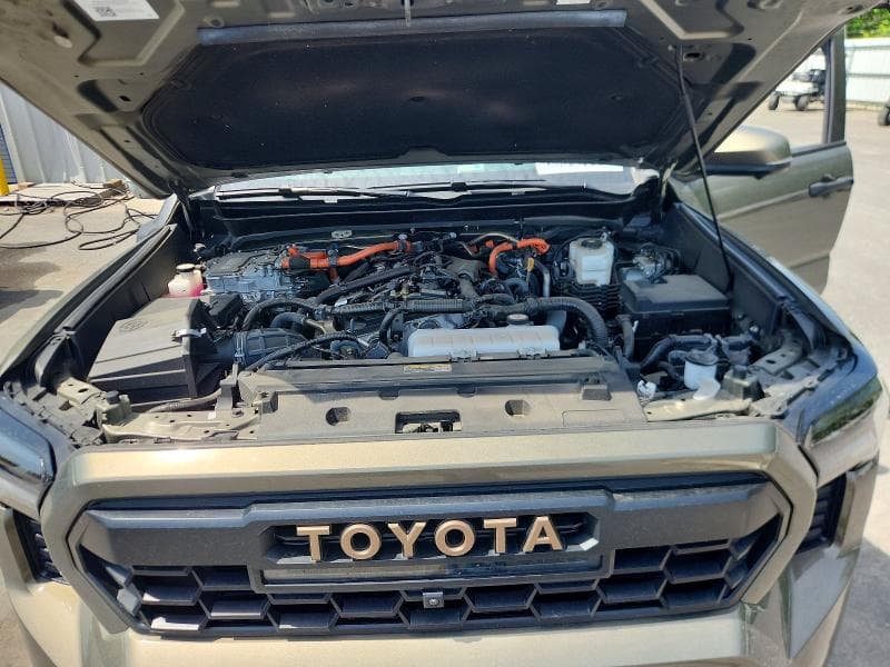2025 TOYOTA TACOMA TRAILHUNTER HV 11