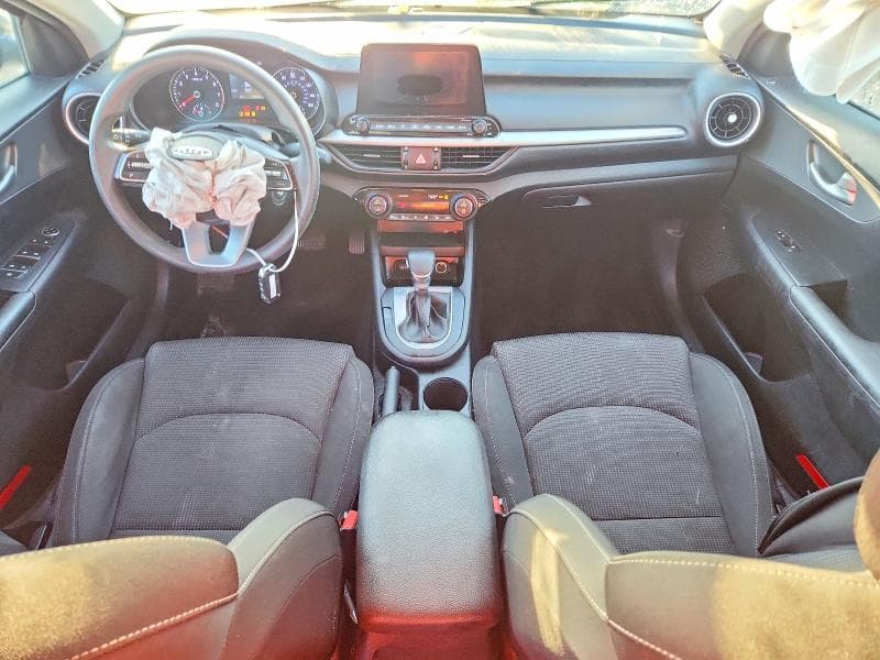 2019 KIA FORTE LXS 8