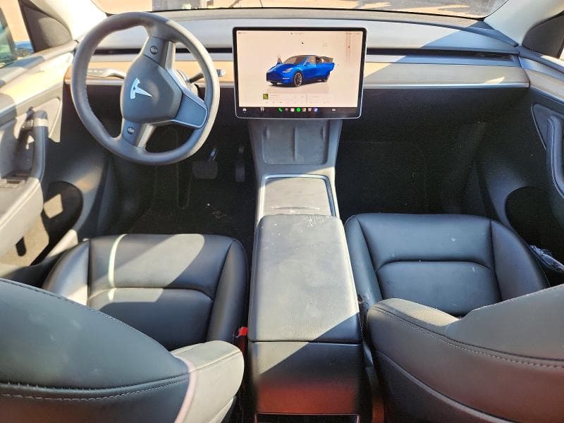 2022 TESLA MODEL Y 8