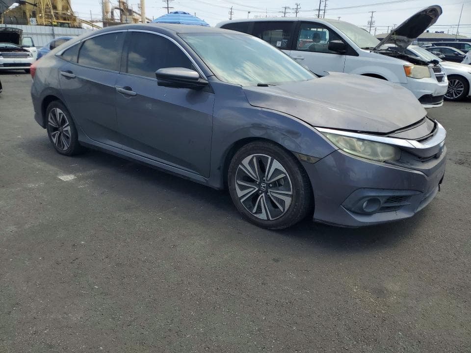 2017 HONDA CIVIC EX 4