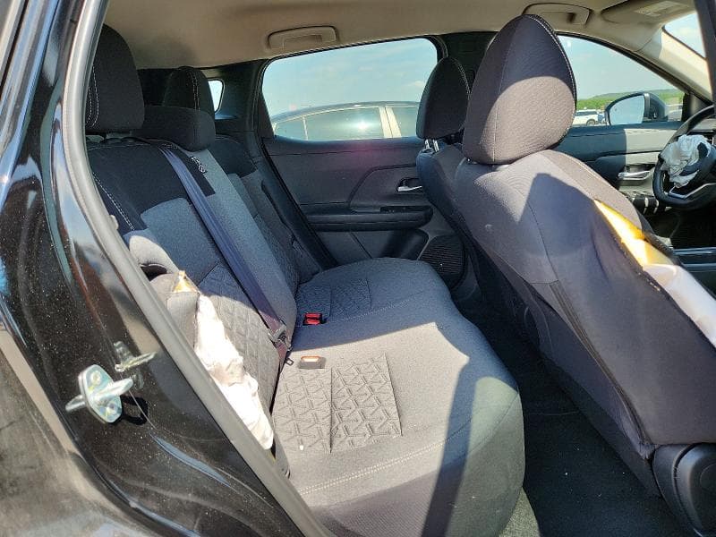 2025 NISSAN KICKS SV 10