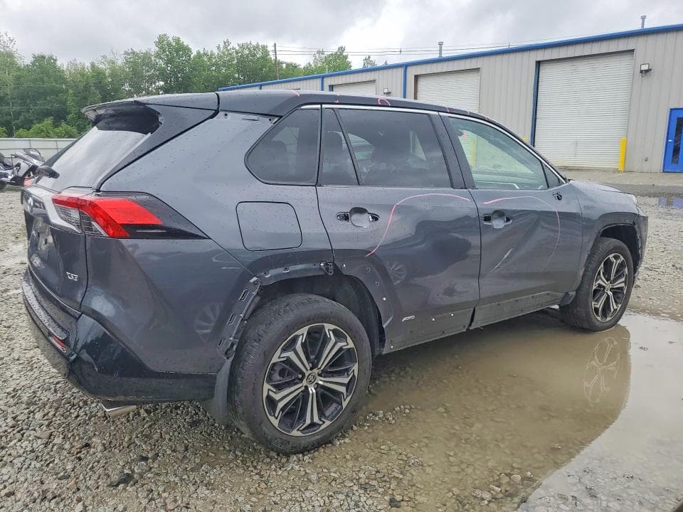 2023 TOYOTA RAV4 PRIME XSE 3