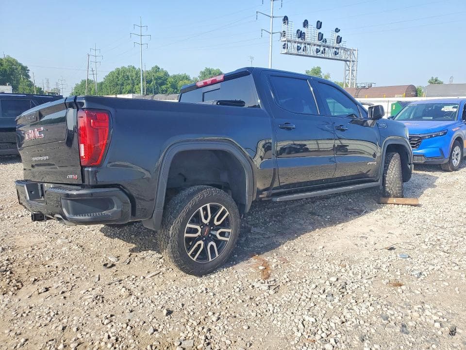 2023 GMC SIERRA K1500 AT4 3