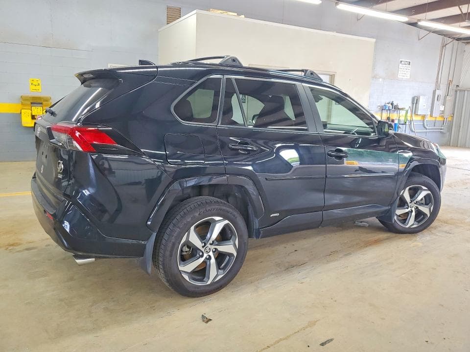 2021 TOYOTA RAV4 PRIME SE 3