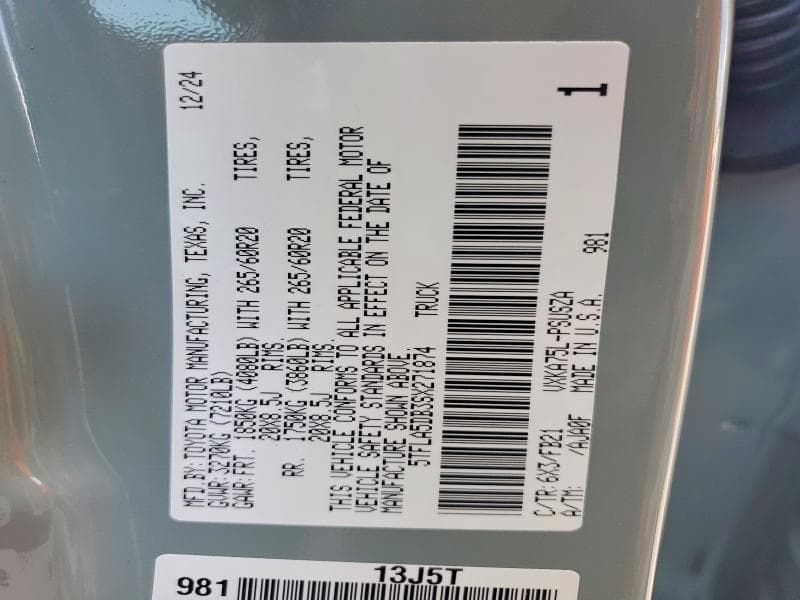 2025 TOYOTA TUNDRA SR5 12