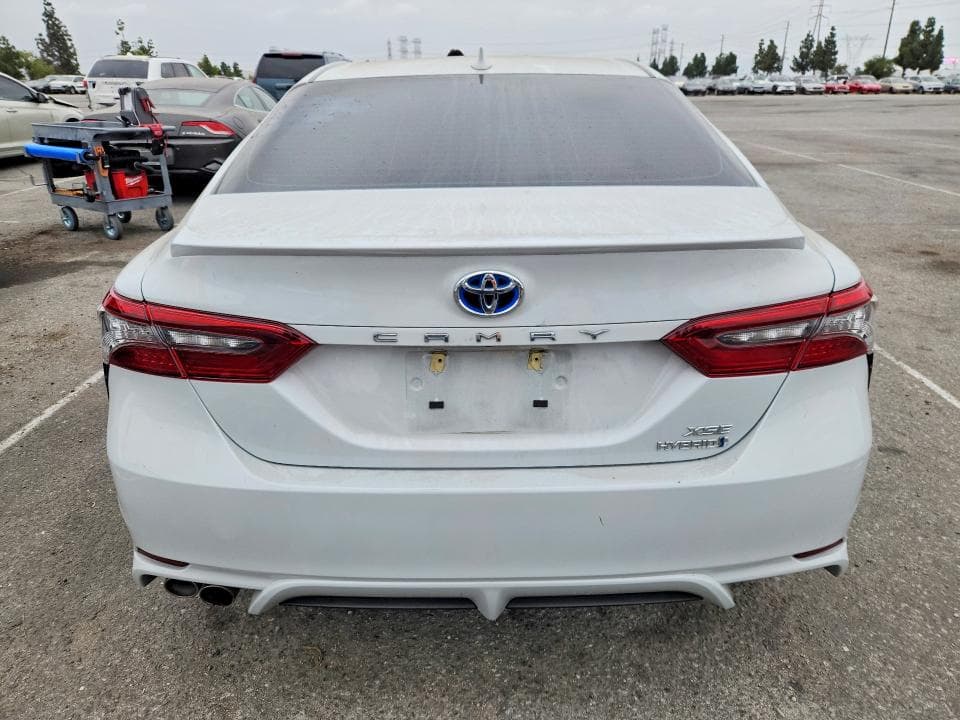 2022 TOYOTA CAMRY XSE 6