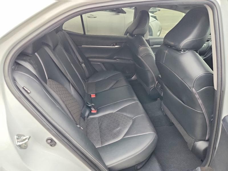2022 TOYOTA CAMRY XSE 10