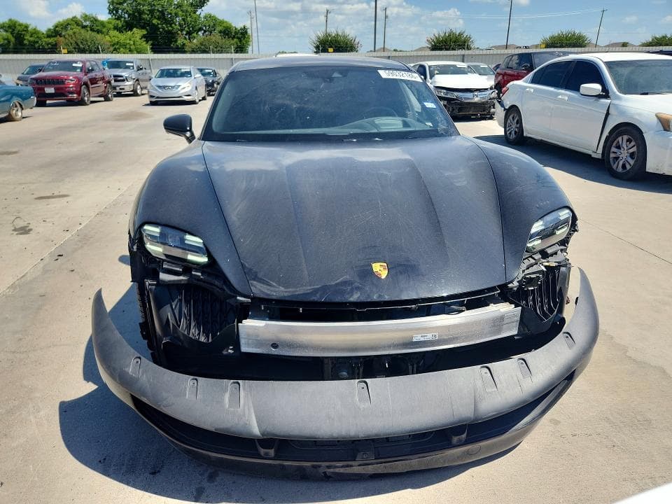 2022 PORSCHE TAYCAN 5