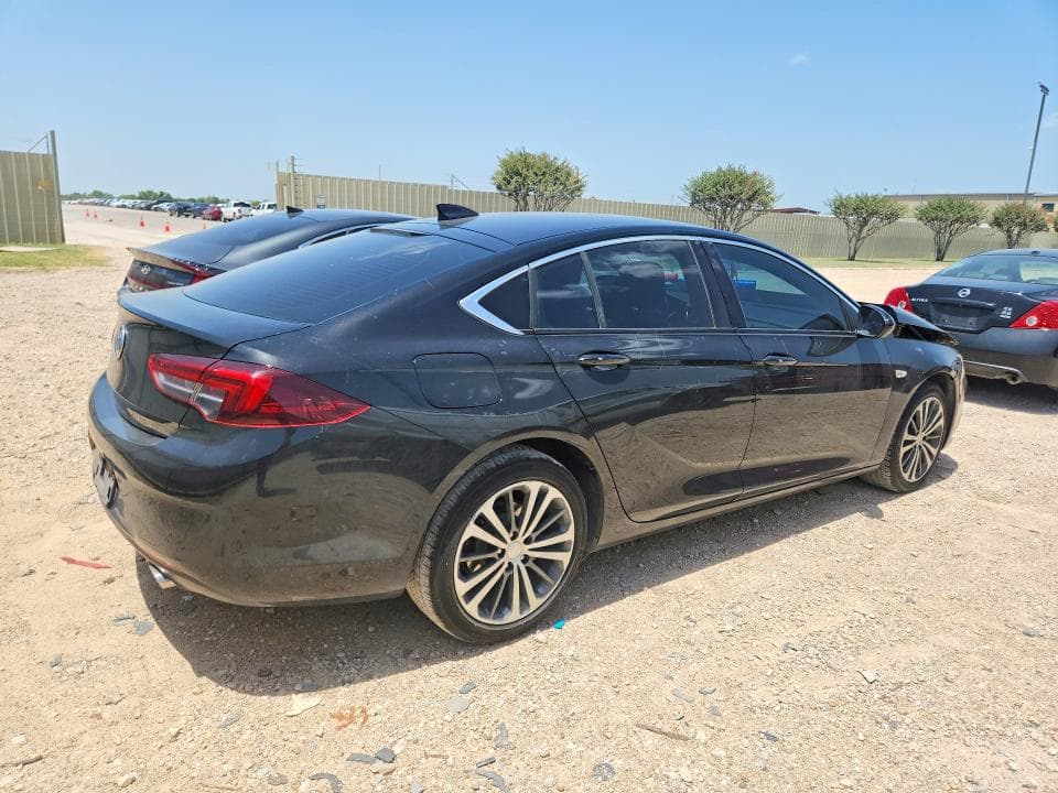 2018 BUICK REGAL ESSENCE 3
