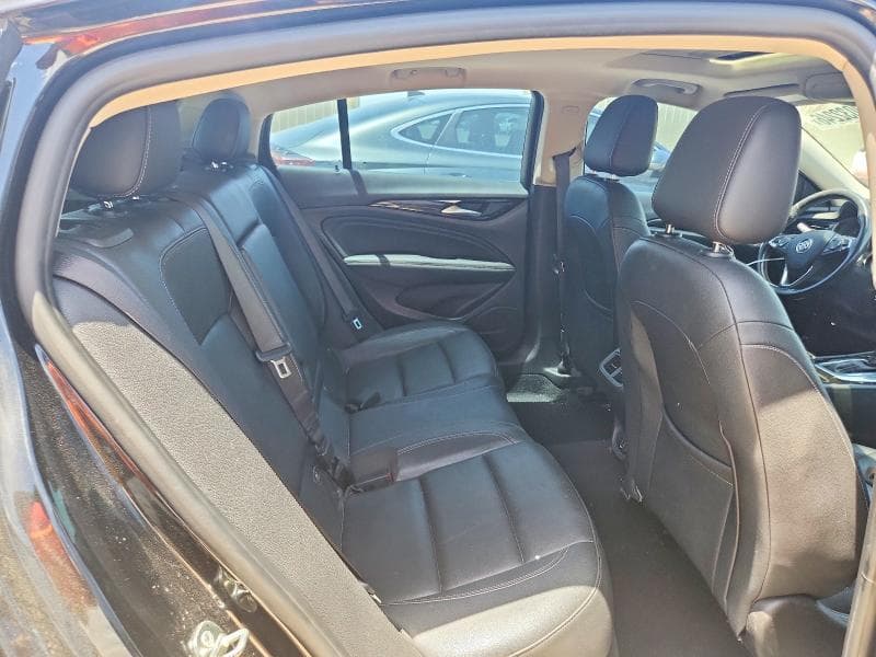 2018 BUICK REGAL ESSENCE 10
