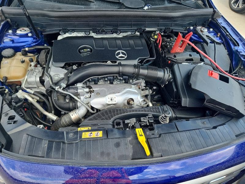 2021 MERCEDES-BENZ GLB 250 250 11