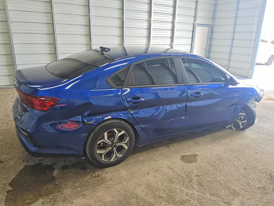 2021 KIA FORTE LXS 3