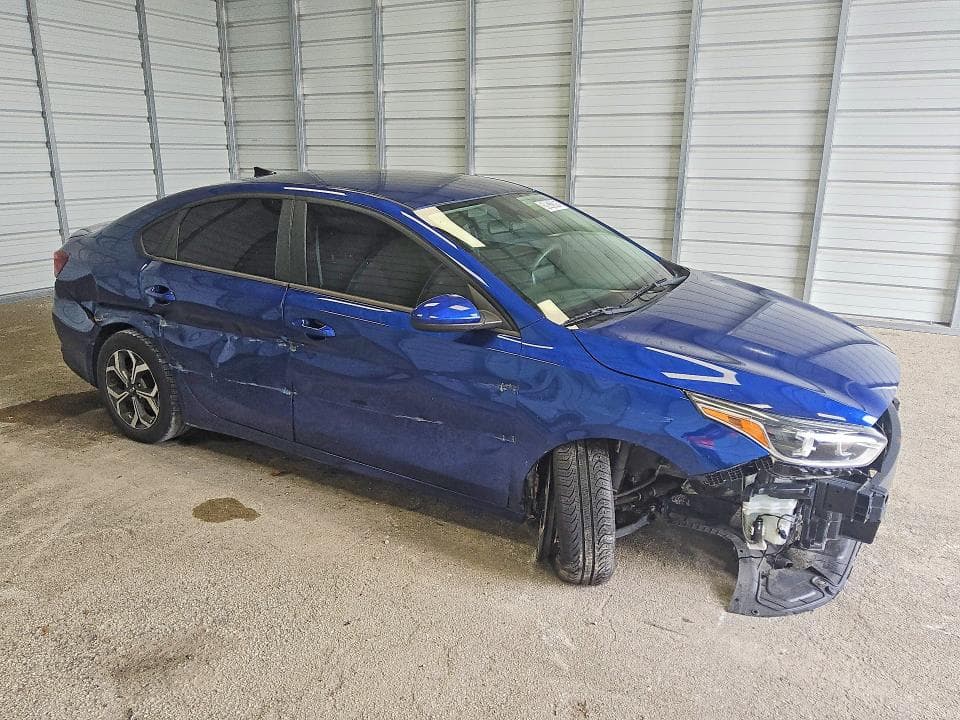 2021 KIA FORTE LXS 4