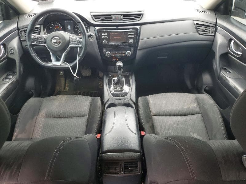2017 NISSAN ROGUE SV 8