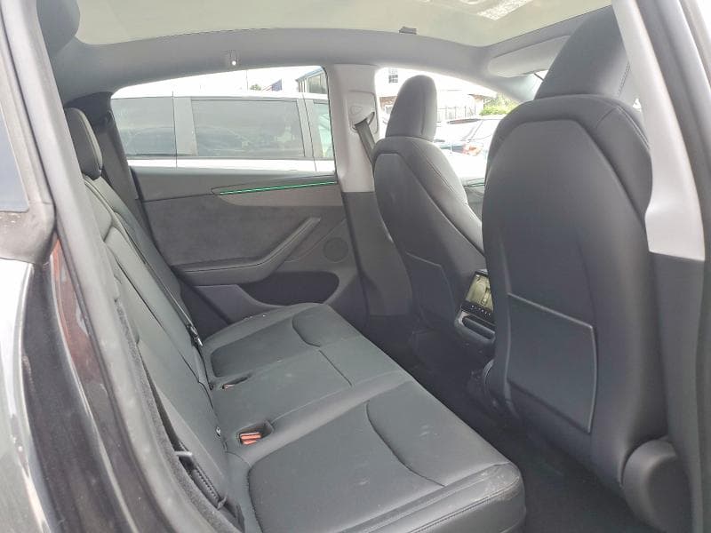 2026 TESLA MODEL Y 10