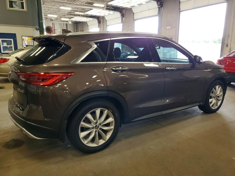 2019 INFINITI QX50 ESSENTIAL ESSENTIAL 3