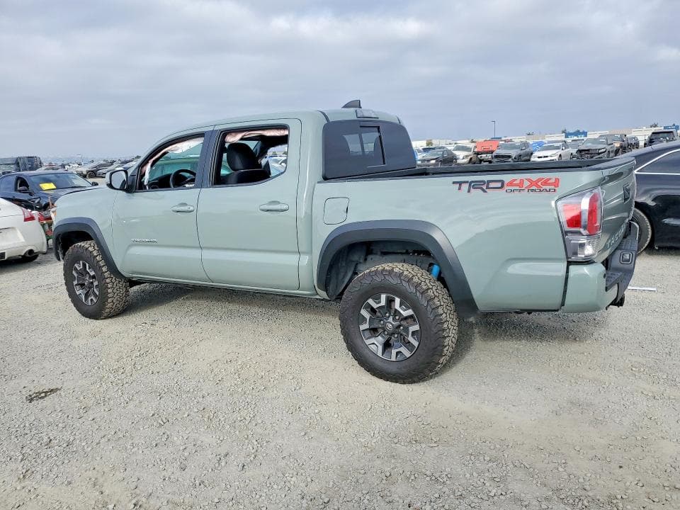 2022 TOYOTA TACOMA TRD OFF-ROAD 2