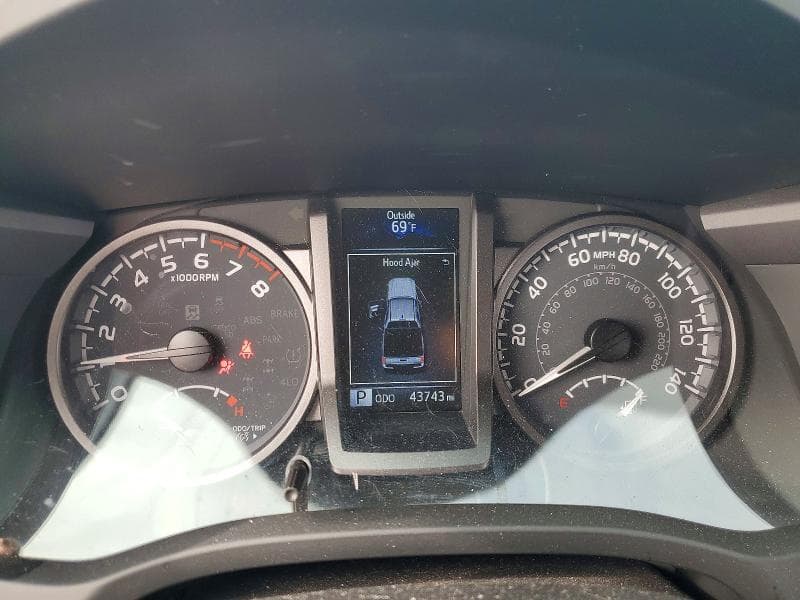 2022 TOYOTA TACOMA TRD OFF-ROAD 9