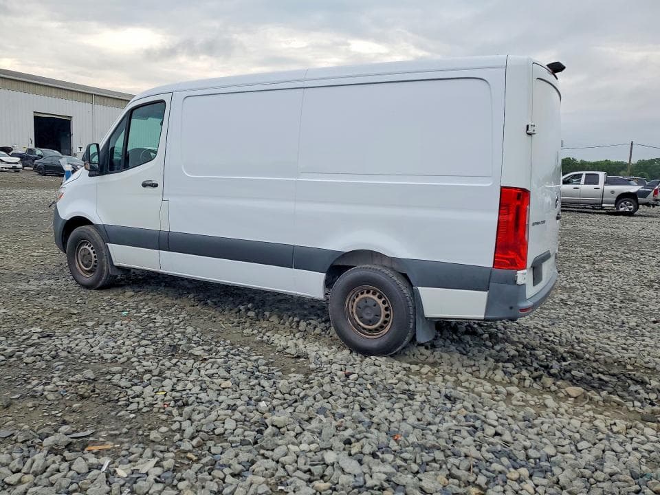 2022 MERCEDES-BENZ SPRINTER 1500 2