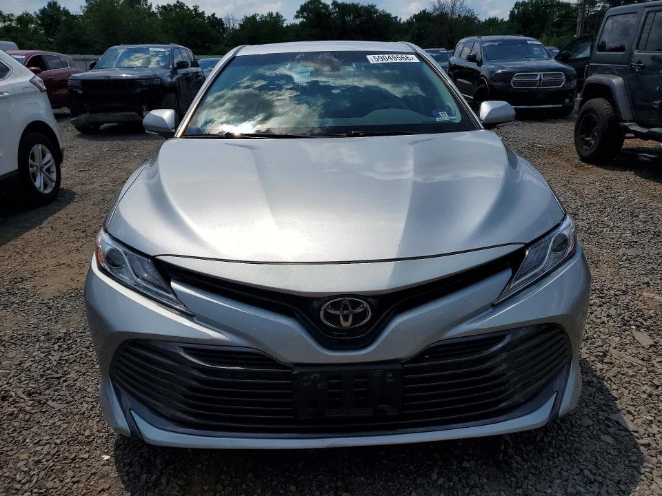 2018 TOYOTA CAMRY XLE XLE 5