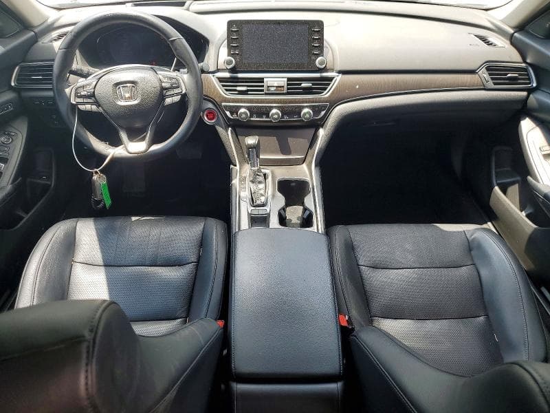 2018 HONDA ACCORD TOURING 8