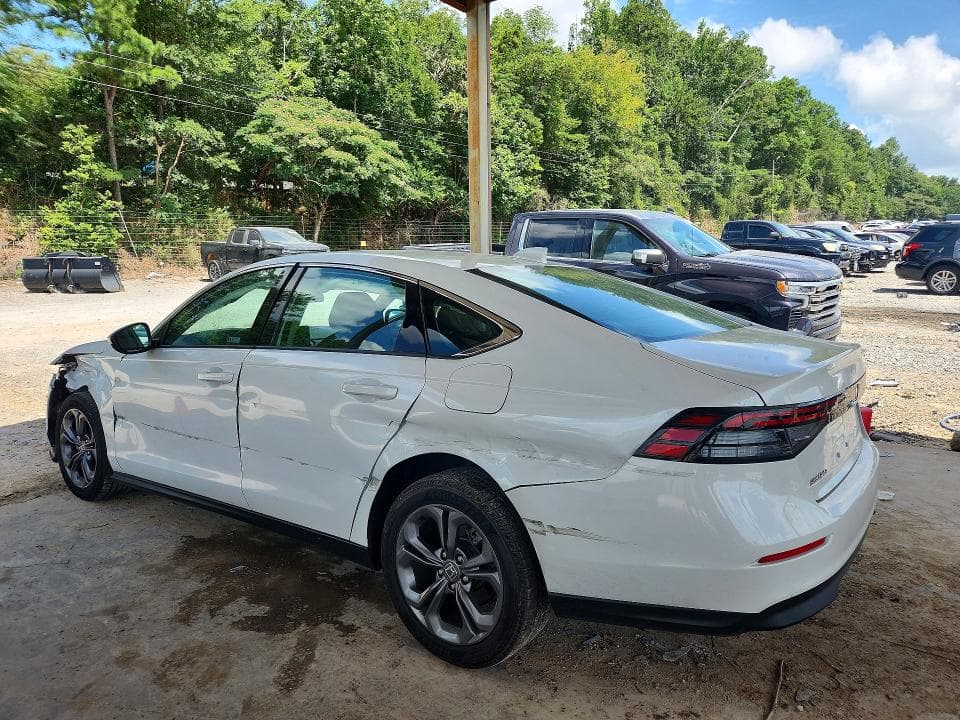 2023 HONDA ACCORD EX 2