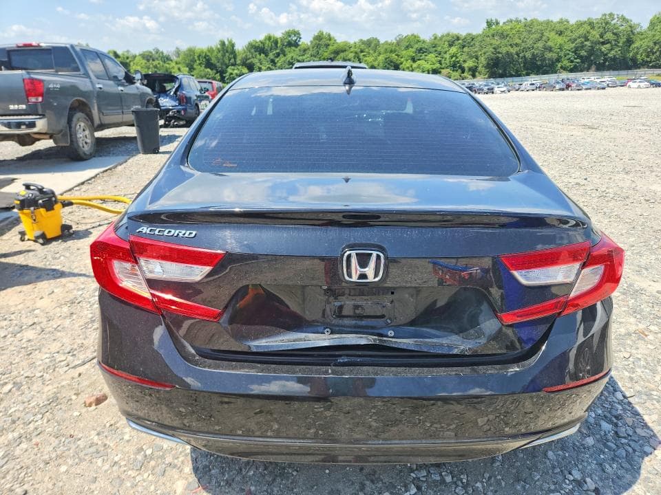 2018 HONDA ACCORD EX 6