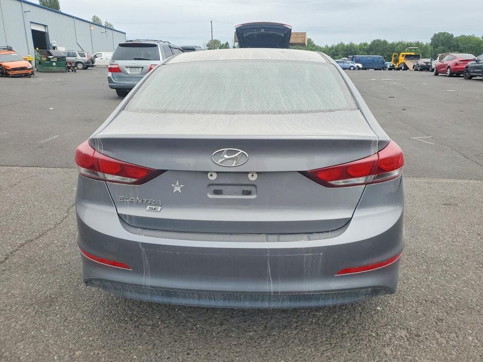 2018 HYUNDAI ELANTRA SE SE 6