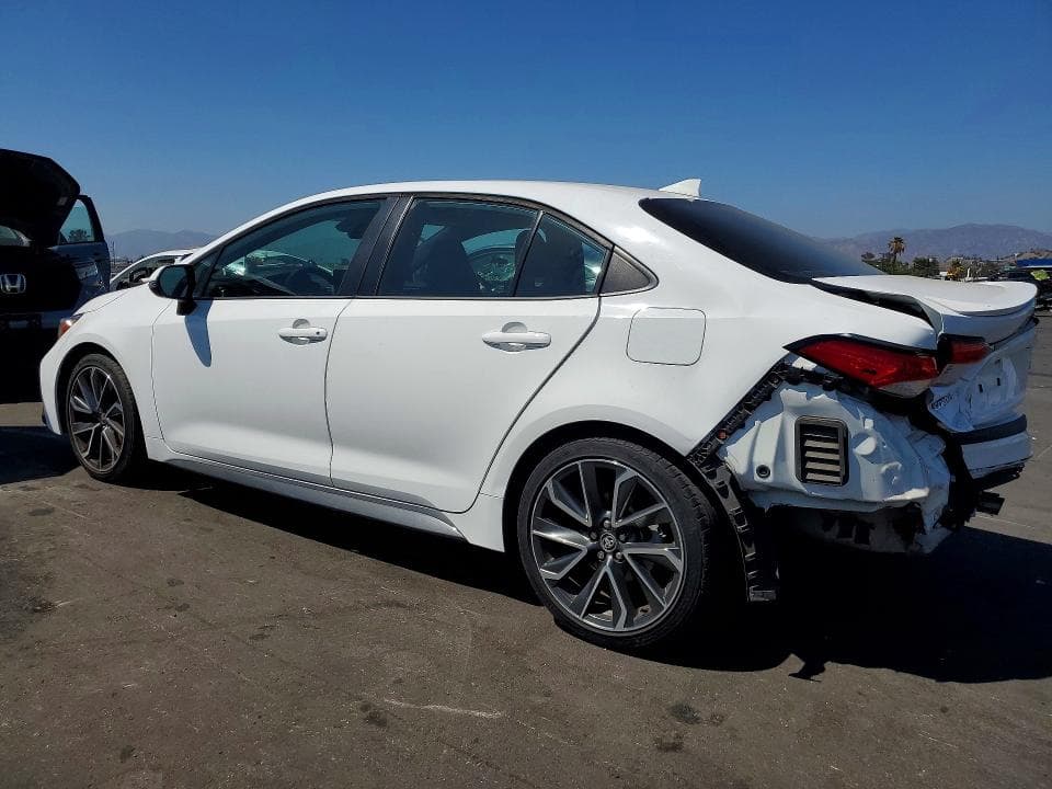 2020 TOYOTA COROLLA SE 2