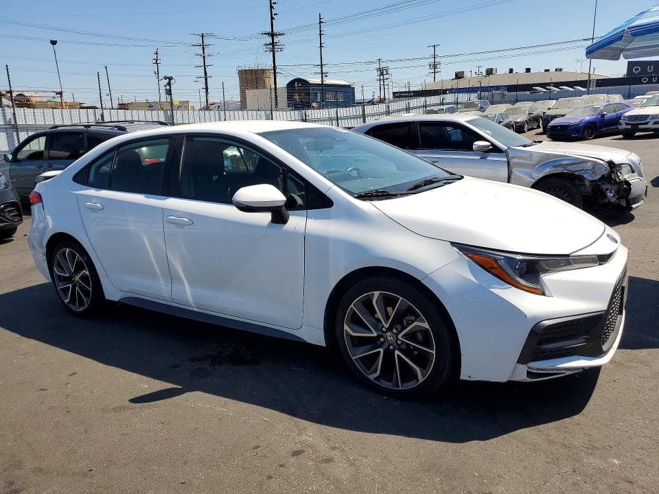 2020 TOYOTA COROLLA SE 4