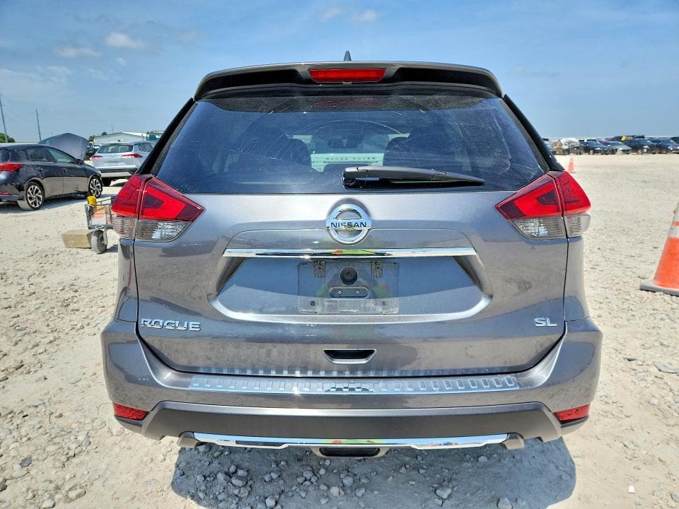 2017 NISSAN ROGUE SL 6