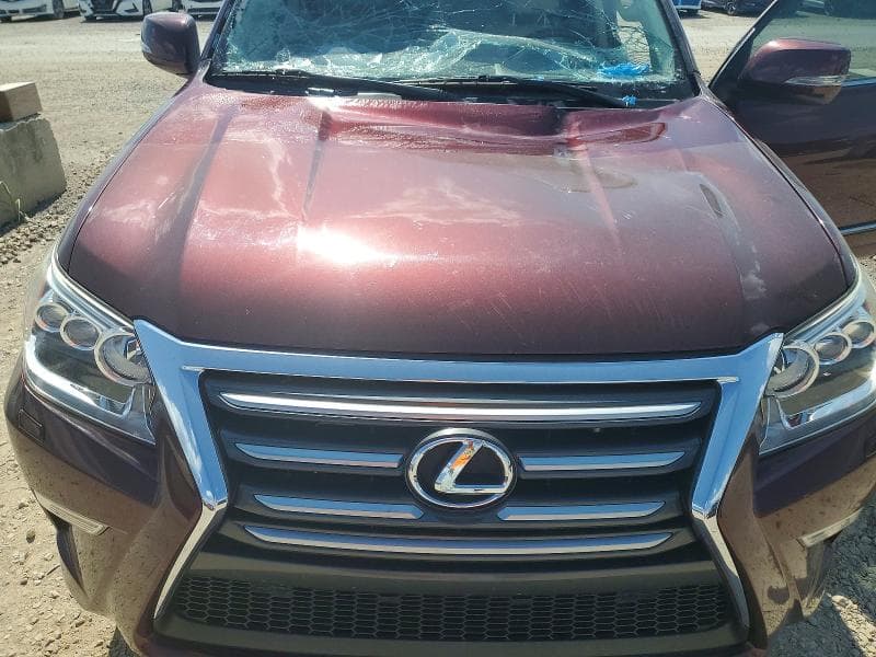 2016 LEXUS GX 460 11