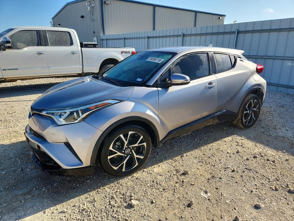 2019 TOYOTA C-HR XLE