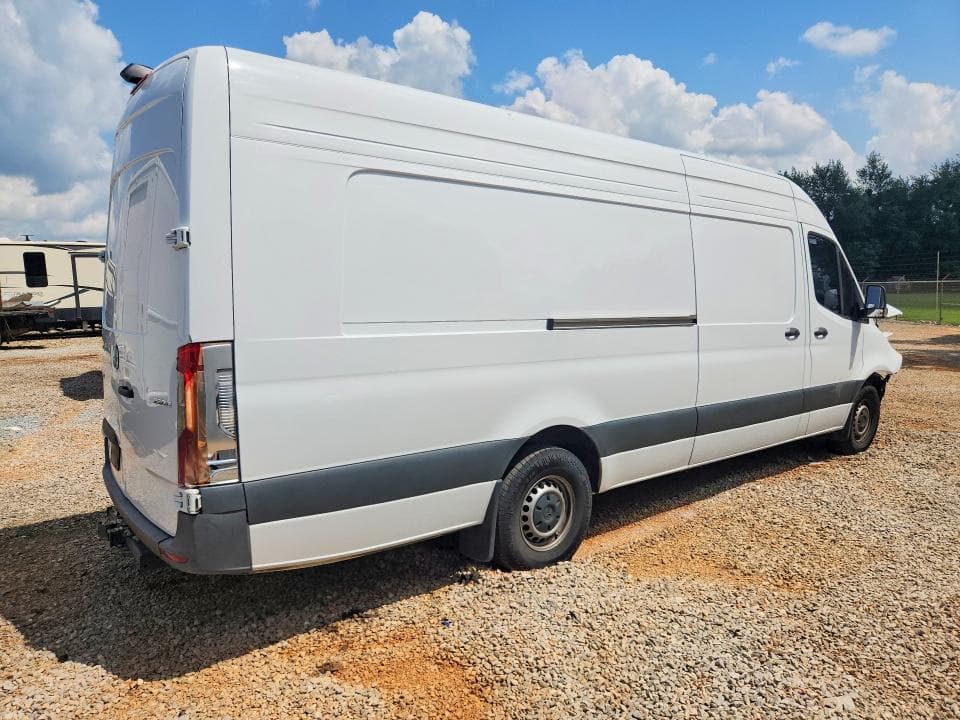 2025 MERCEDES-BENZ SPRINTER 2500 DELIVERY VAN 3