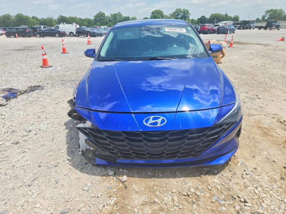 2022 HYUNDAI ELANTRA SEL SEL 5
