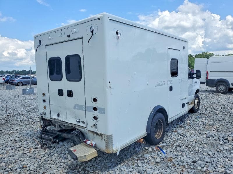 2022 FORD E350 ECONO 4