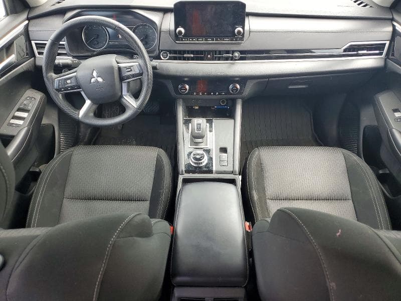 2024 MITSUBISHI OUTLANDER ES ES 8