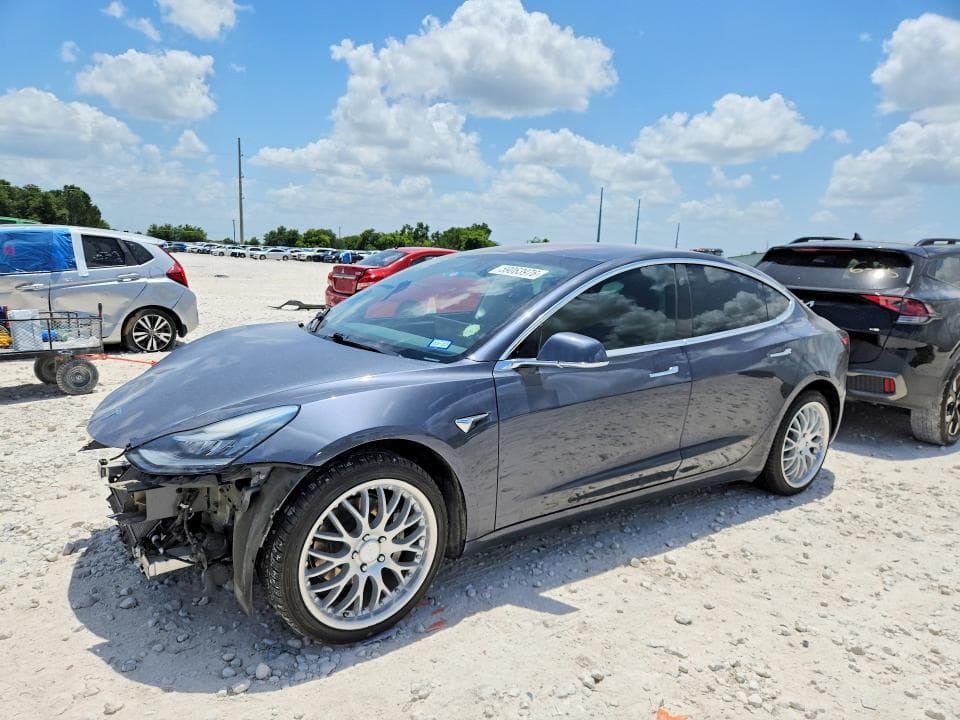 2019 TESLA MODEL 3 1