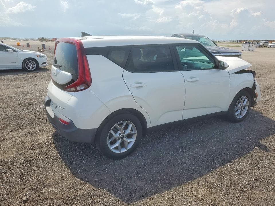 2022 KIA SOUL LX 3