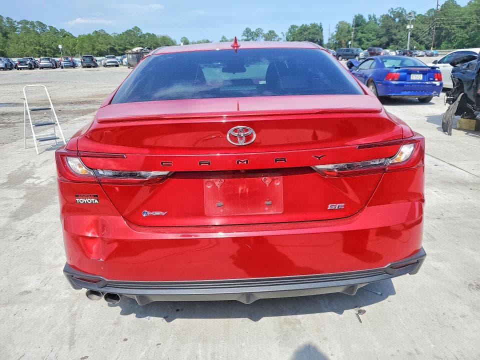 2025 TOYOTA CAMRY SE 6