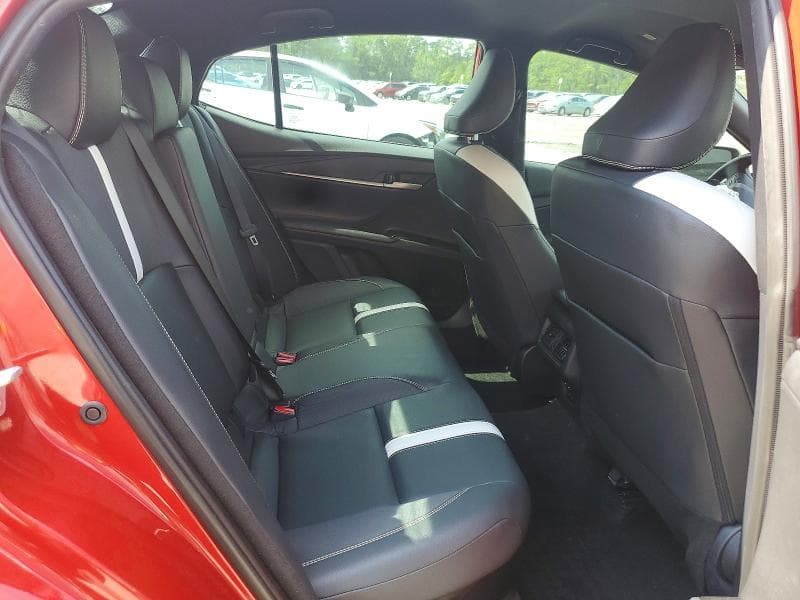 2025 TOYOTA CAMRY SE 10