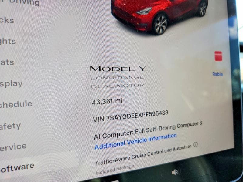 2023 TESLA MODEL Y 9