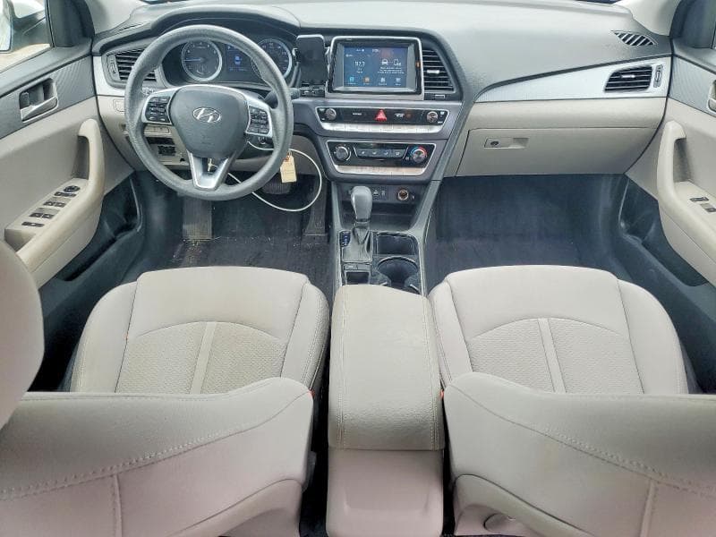 2019 HYUNDAI SONATA SE 8