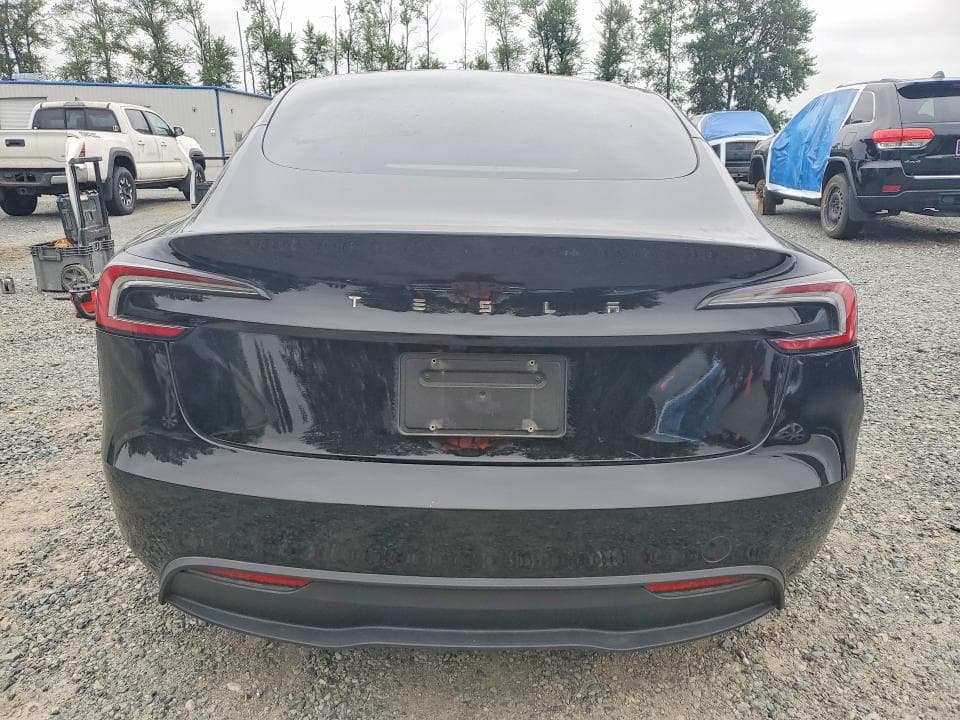 2024 TESLA MODEL 3 6