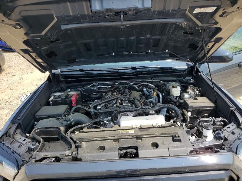 2025 TOYOTA TACOMA SR5 11