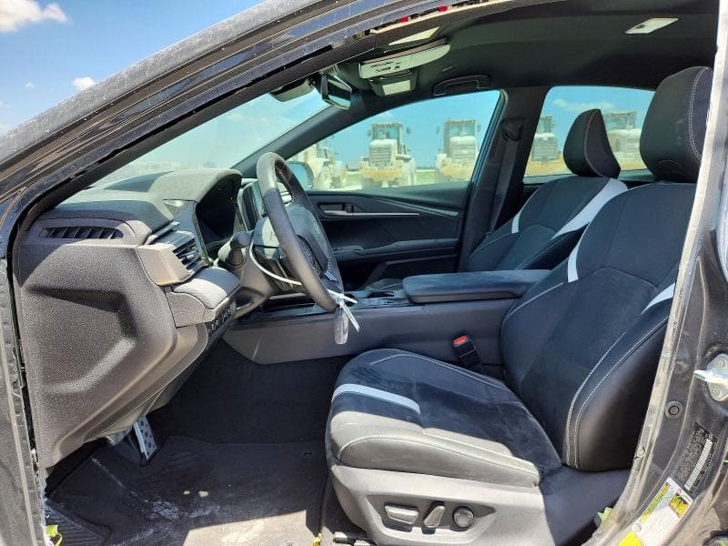 2026 TOYOTA CAMRY SE 7
